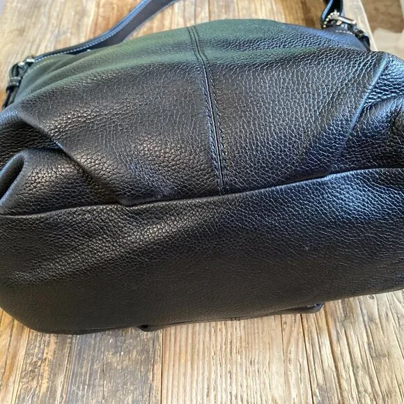 Coach black pebble leather shoulder bag - Picture 5 of 9